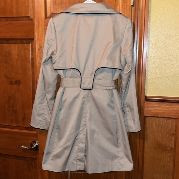 H&M trench coat - Picture 5 of 6